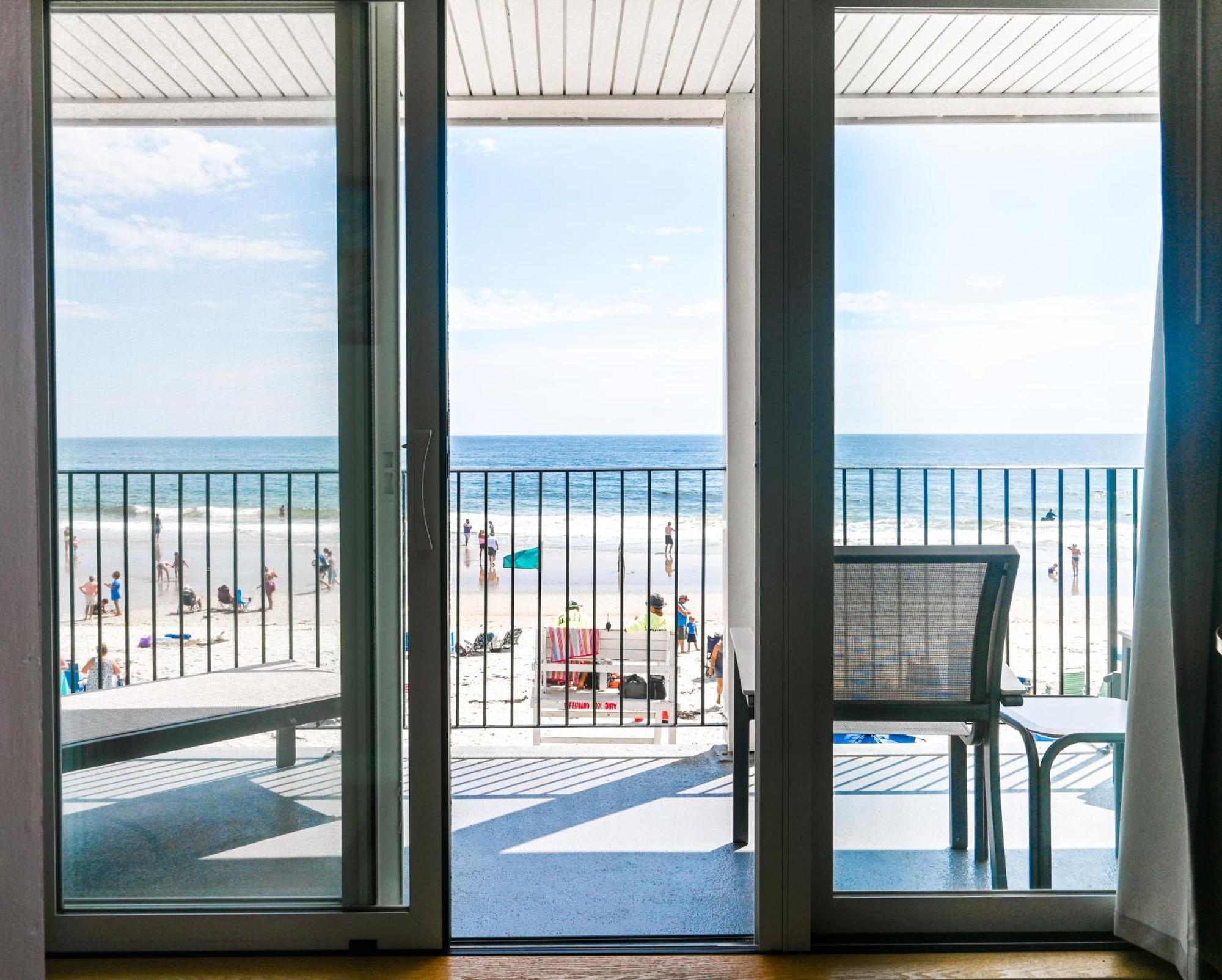 Atlantic Oceanfront Hotel, Wells Beach Exterior photo